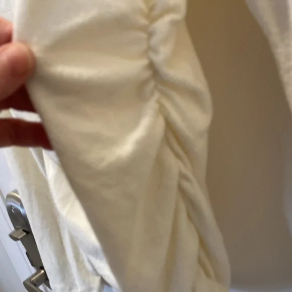 Madewell Long Sleeve Ruched Cream Ivory Top size Large New - Picture 4 of 5